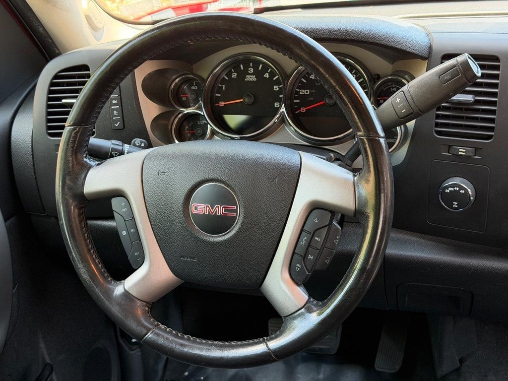 2013 GMC Sierra 1500 4WD Crew Cab 143.5" SLE