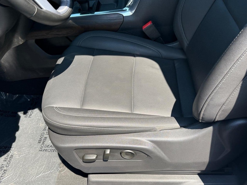 2025 GMC Sierra 1500 4WD Crew Cab 147" SLT
