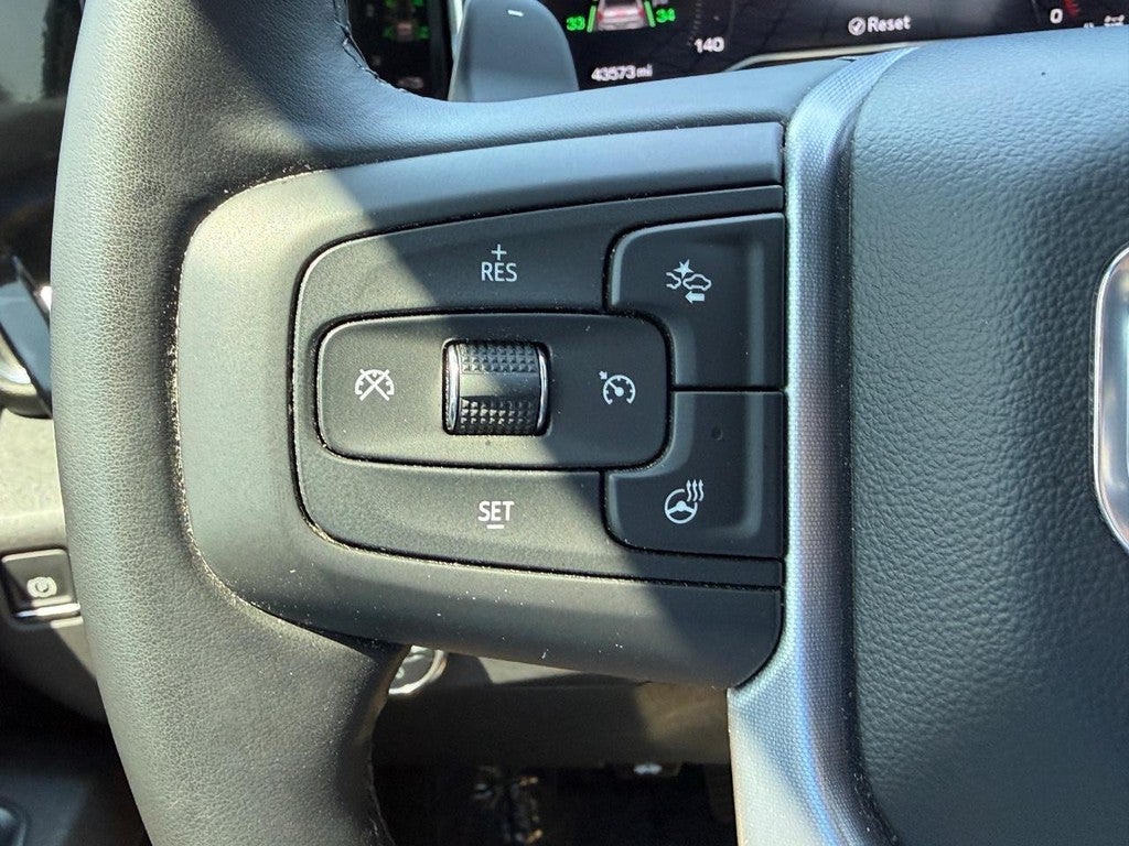 2025 GMC Sierra 1500 4WD Crew Cab 147" SLT