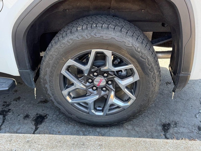 2024 GMC Sierra 1500 4WD Crew Cab 147" SLT