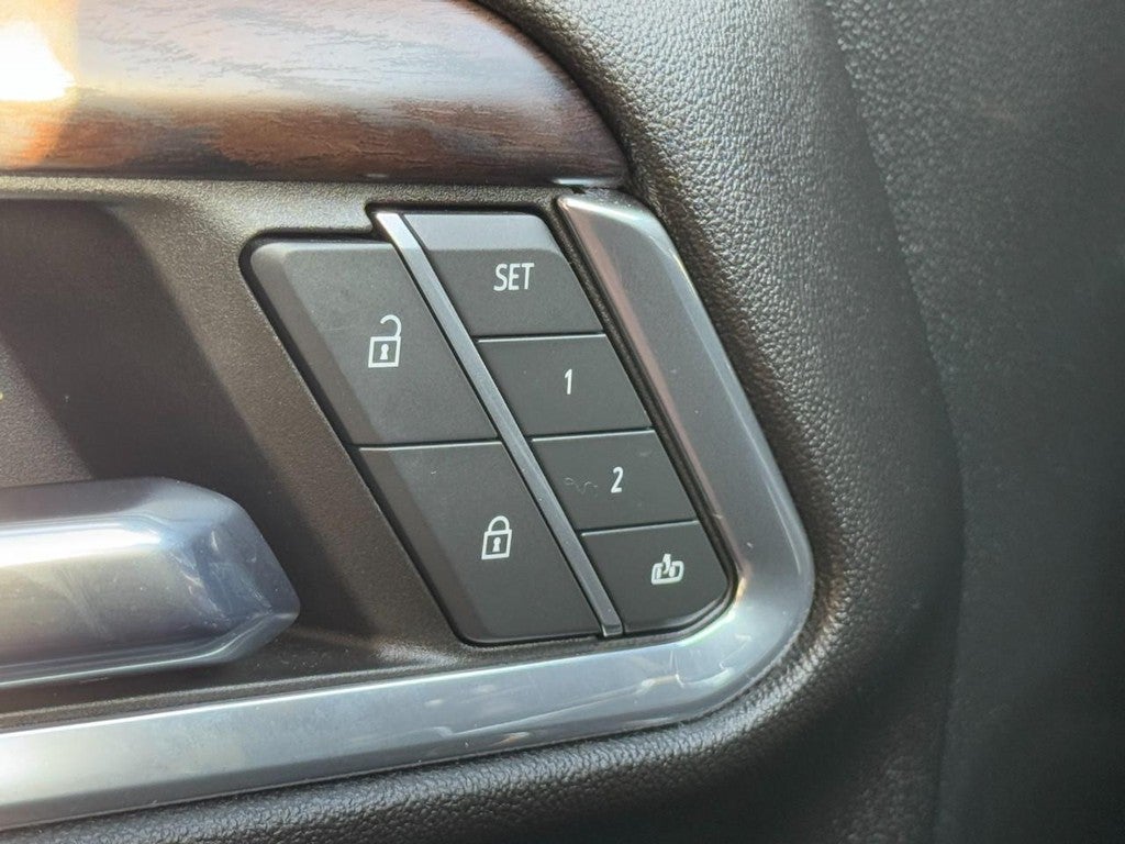 2023 GMC Sierra 1500 4WD Crew Cab 147" SLT