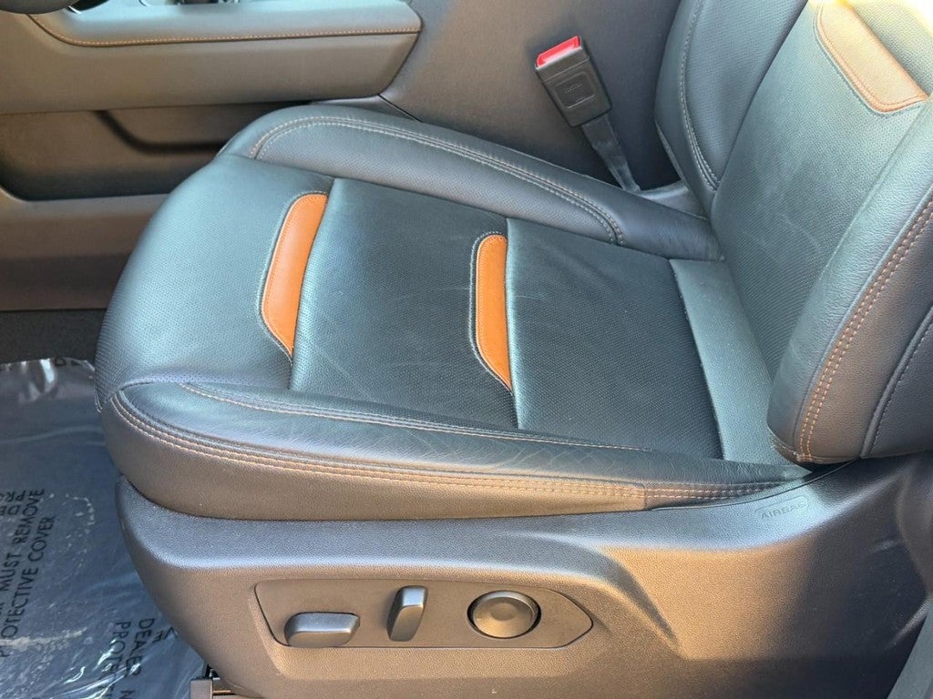 2025 GMC Sierra 1500 4WD Crew Cab 147" AT4