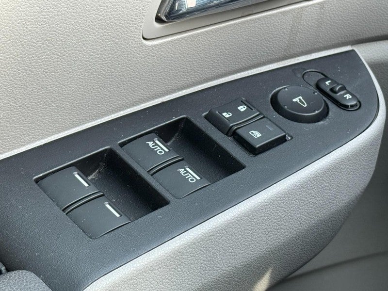 2016 Honda Odyssey 5dr EX-L w/Navi