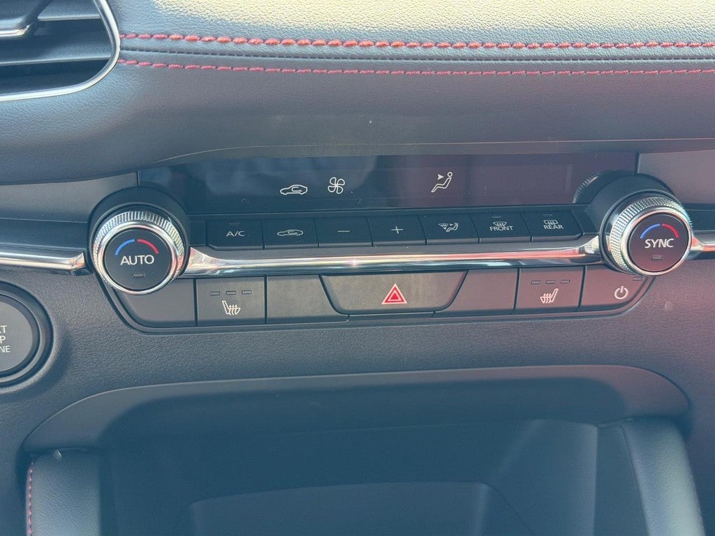 2026 Mazda Mazda3 Hatchback 2.5 S Carbon Edition AWD