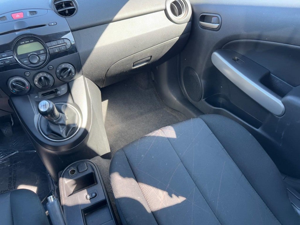 2013 Mazda Mazda2 Sport