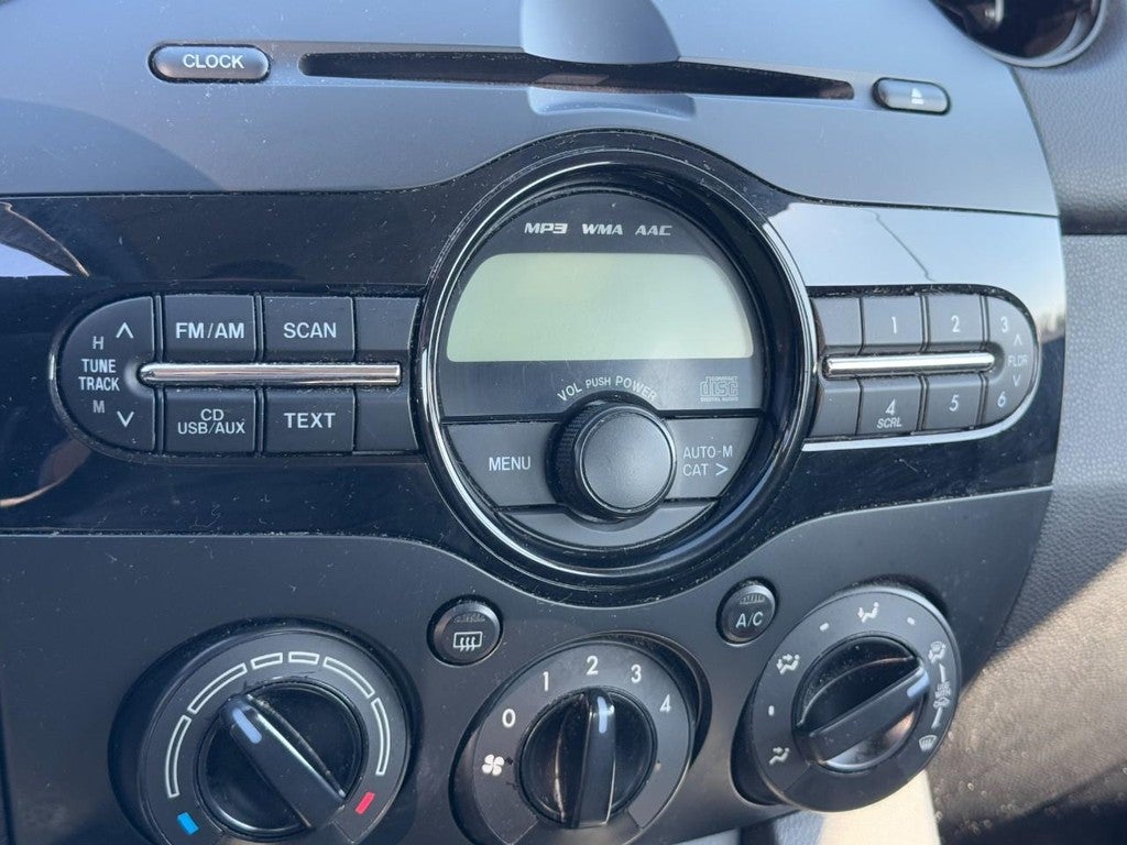 2013 Mazda Mazda2 Sport