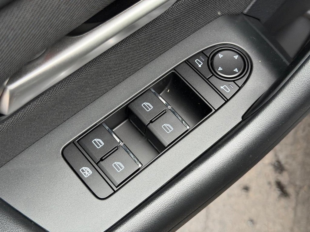 2026 Mazda Mazda CX-70 Plug-In Hybrid SC AWD