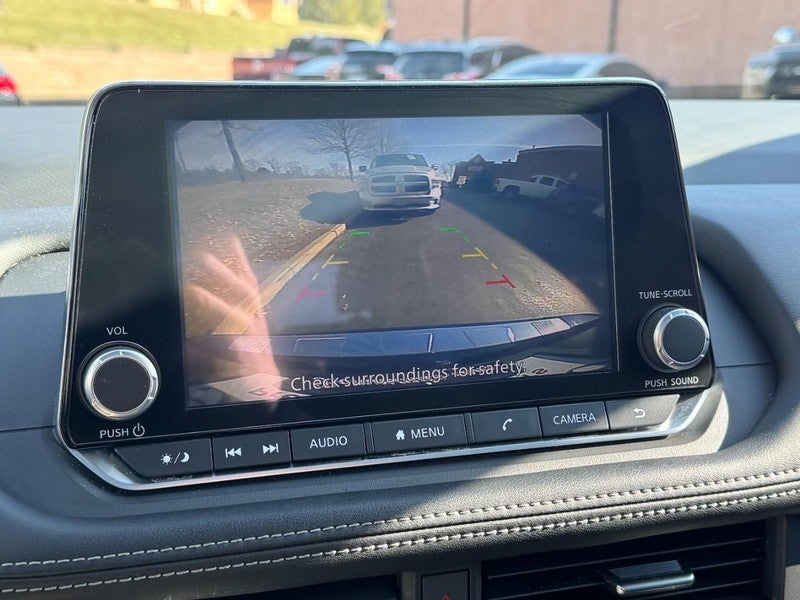 2024 Nissan Rogue FWD SV