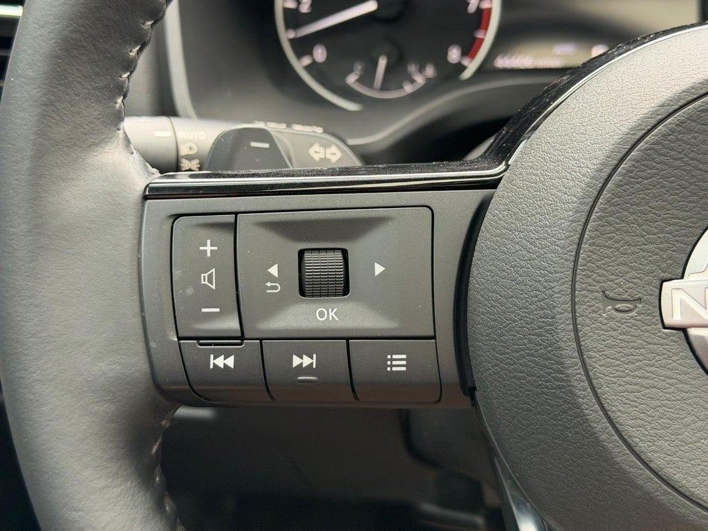 2022 Nissan Rogue AWD SV