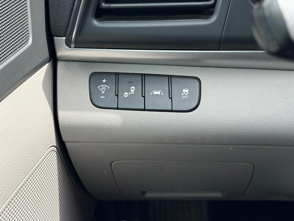 2019 Hyundai Elantra SEL Auto