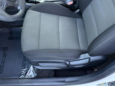 2017 Kia Forte5 LX Auto