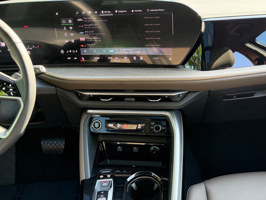 2025 Audi Q5 Premium 2.0 TFSI quattro