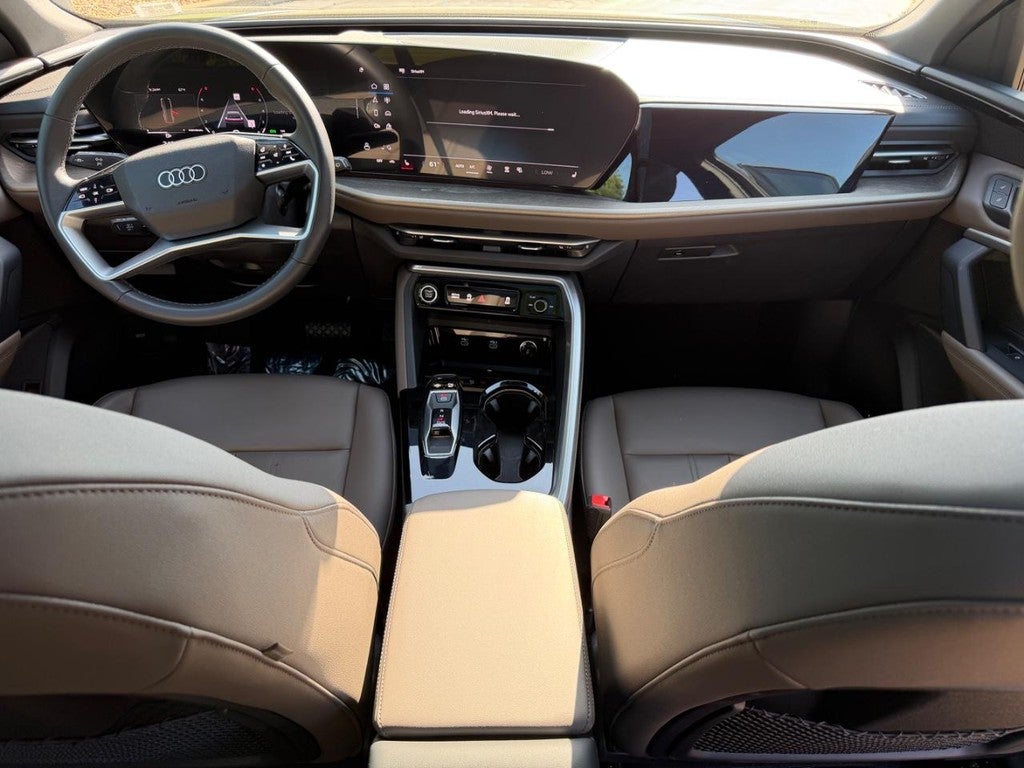 2025 Audi Q5 Premium 2.0 TFSI quattro