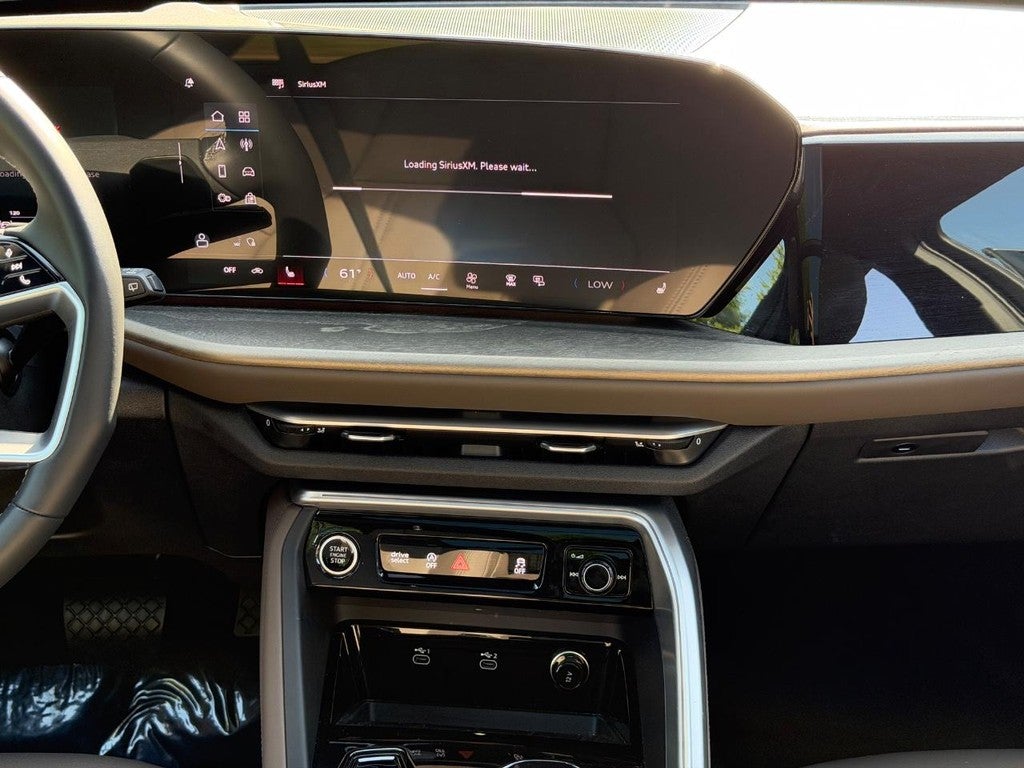 2025 Audi Q5 Premium 2.0 TFSI quattro