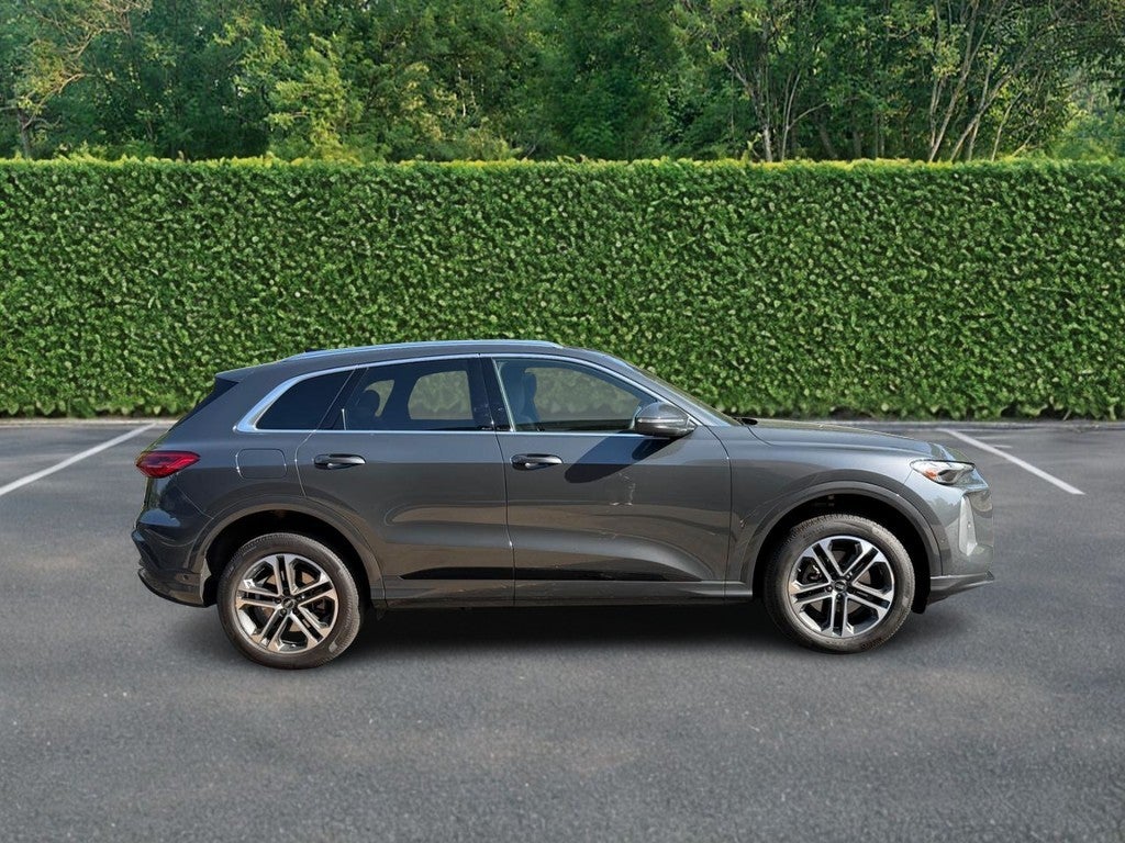 2025 Audi Q5 Premium 2.0 TFSI quattro