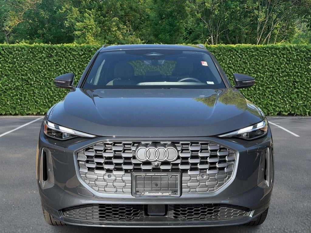 2025 Audi Q5 Premium 2.0 TFSI quattro