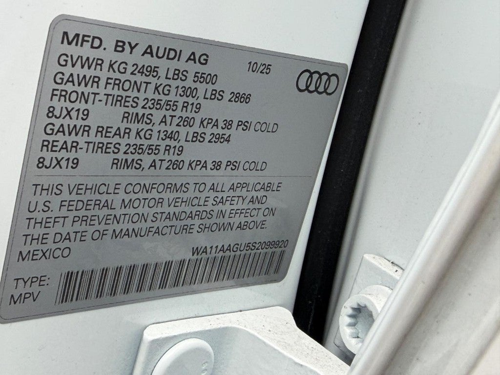2025 Audi Q5 Premium 2.0 TFSI quattro