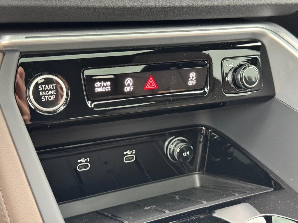 2025 Audi Q5 Prestige 2.0 TFSI quattro