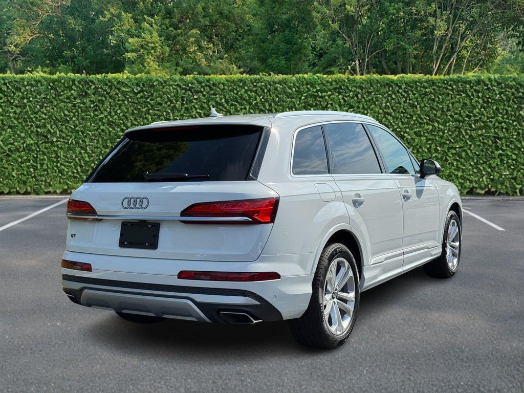 2025 Audi Q7 Premium 55 TFSI quattro