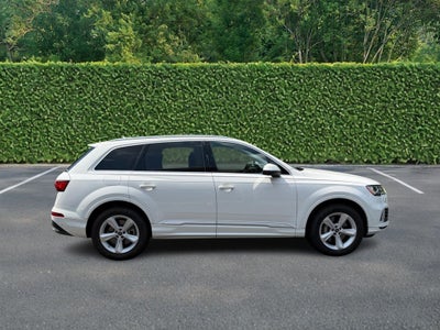 2022 Audi Q7 Premium 55 TFSI quattro