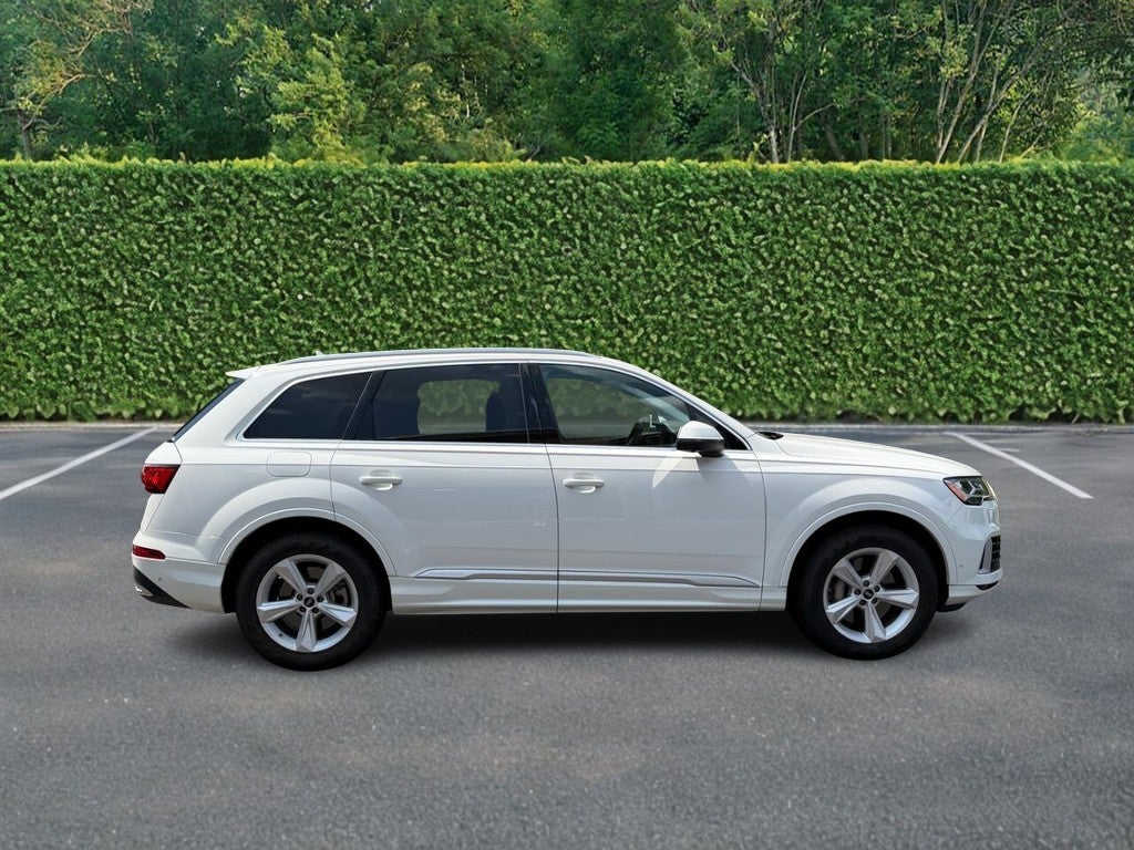 2022 Audi Q7 Premium 55 TFSI quattro