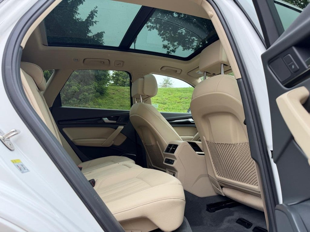 2019 Audi Q5 Premium Plus 45 TFSI quattro