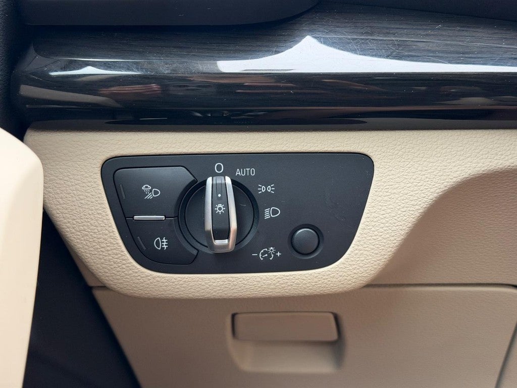 2019 Audi Q5 Premium Plus 45 TFSI quattro