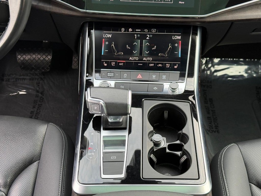 2022 Audi Q8 Premium Plus 55 TFSI quattro