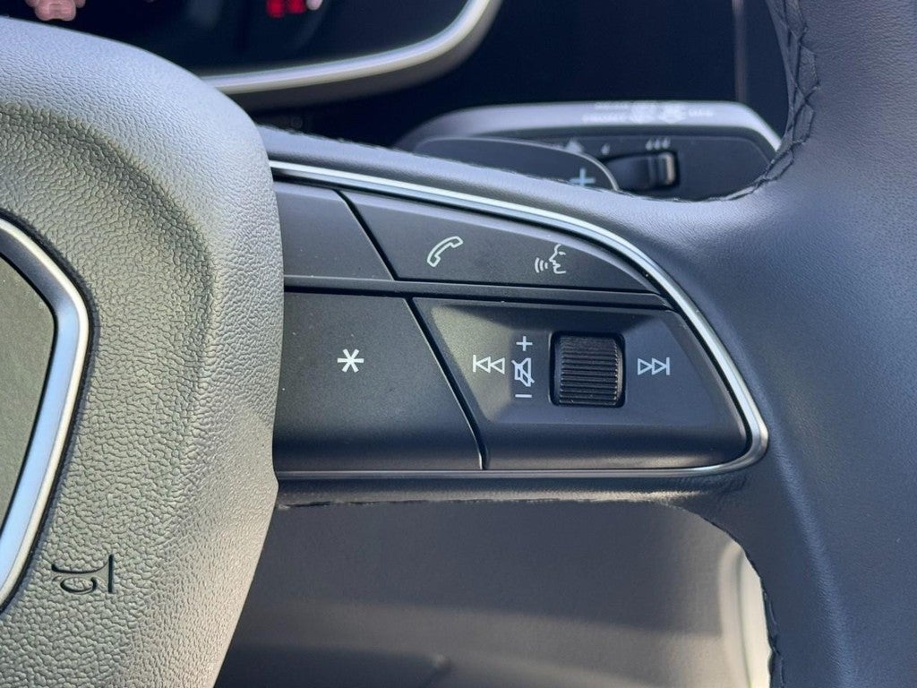 2025 Audi Q3 S line Premium 45 TFSI quattro