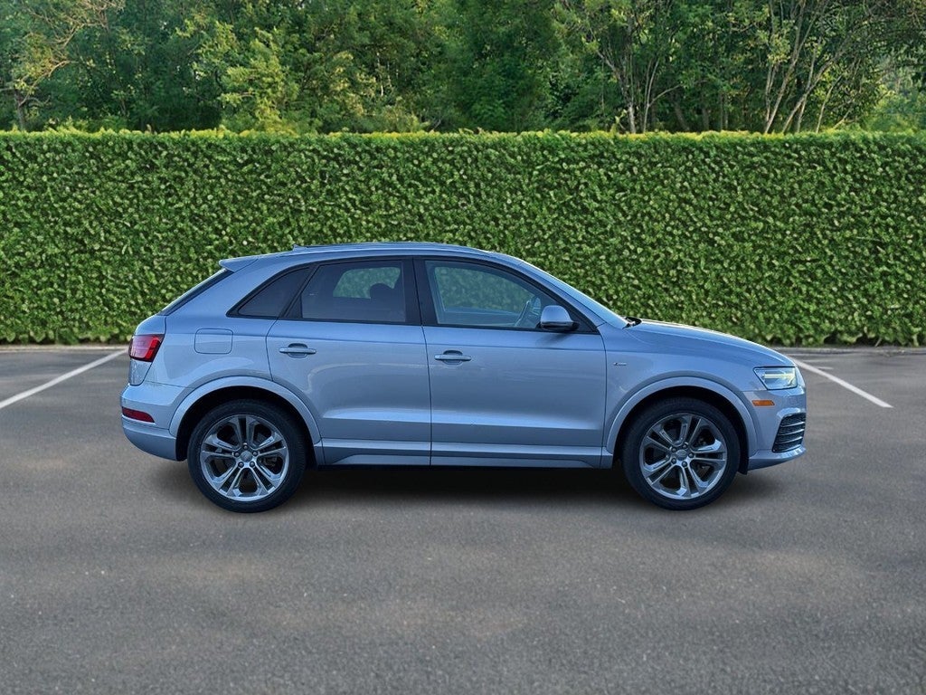 2018 Audi Q3 2.0 TFSI Premium quattro AWD