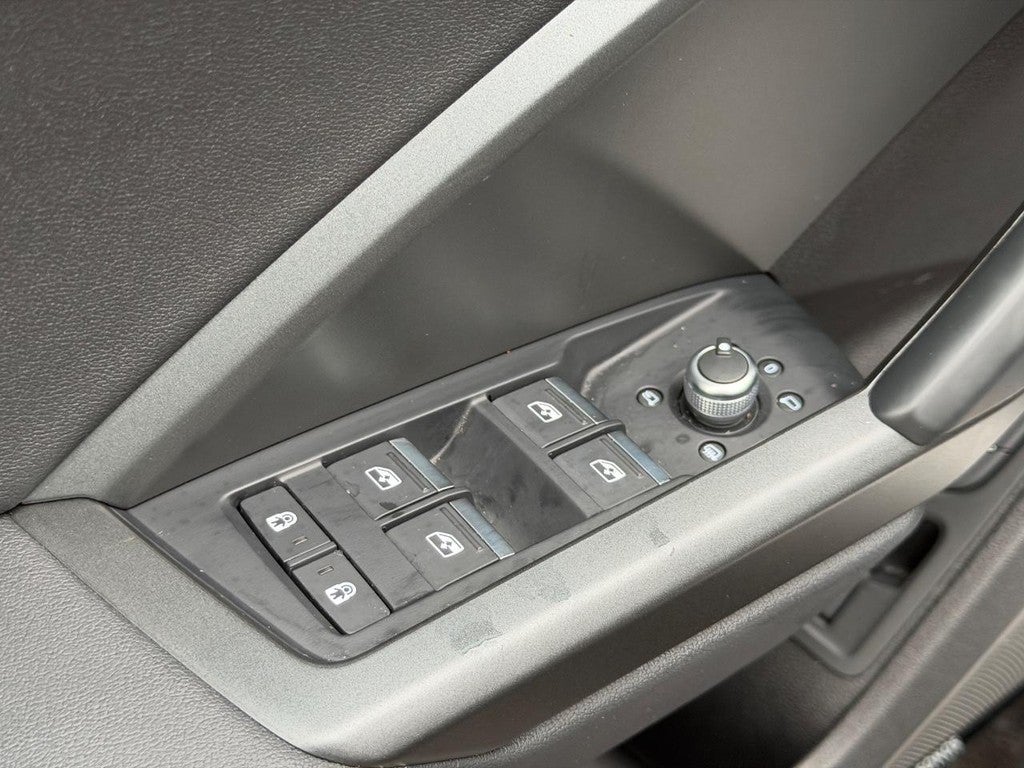 2023 Audi Q3 S line Premium Plus 45 TFSI quattro