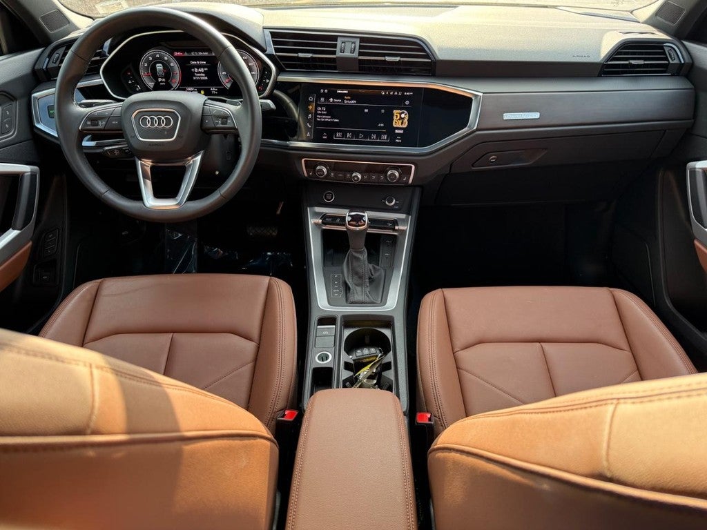 2024 Audi Q3 S line Premium Plus 45 TFSI quattro