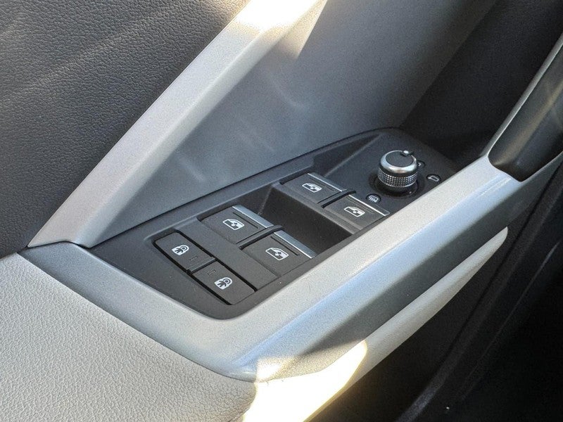 2020 Audi Q3 S line Premium Plus 45 TFSI quattro