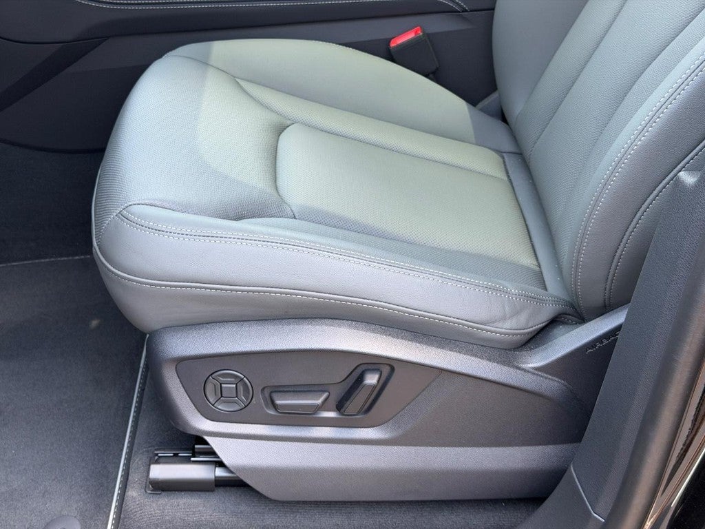 2026 Audi Q8 Premium Plus quattro