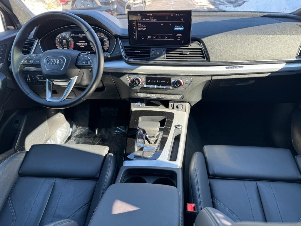 2025 Audi Q5 S line Premium 45 TFSI quattro