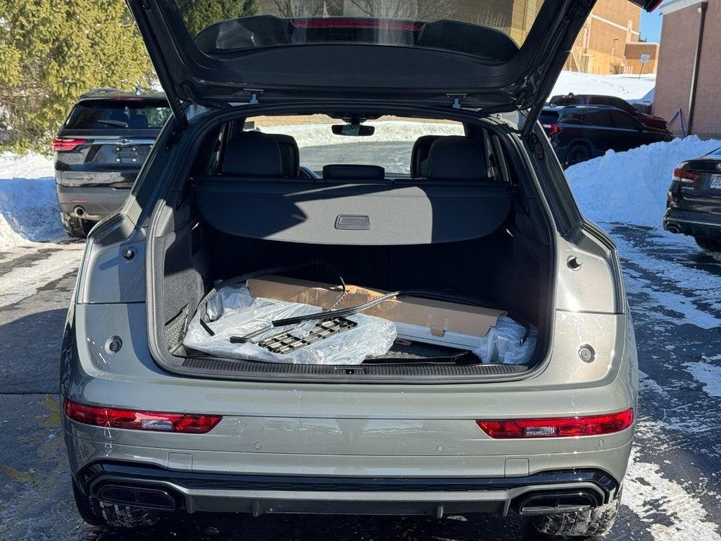 2025 Audi Q5 S line Premium 45 TFSI quattro