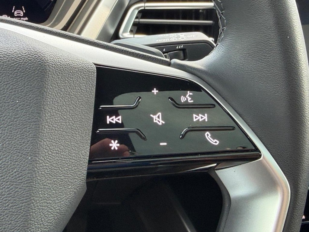 2025 Audi Q4 e-tron Premium 55 quattro