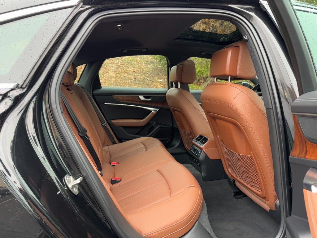 2023 Audi A6 Sedan Premium Plus 45 TFSI quattro