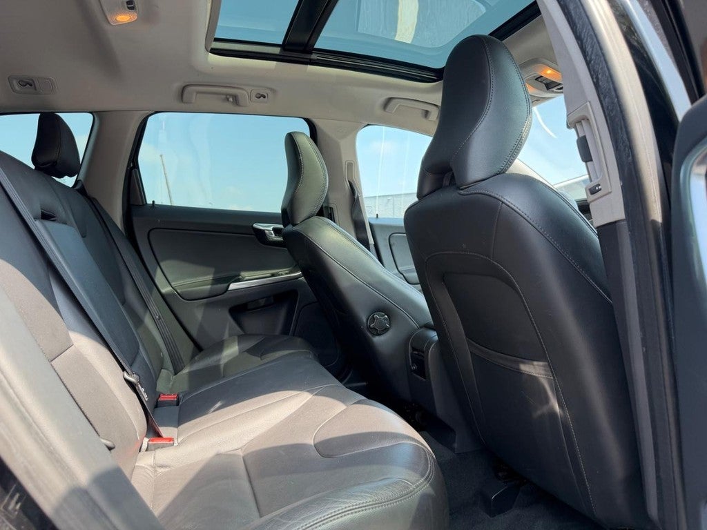 2015 Volvo XC60 2015.5 AWD 4dr T5 Premier