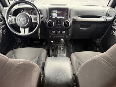 2016 Jeep Wrangler Unlimited 4WD 4dr Black Bear