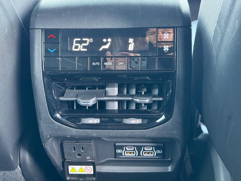 2024 Jeep Grand Cherokee L Altitude X 4x4