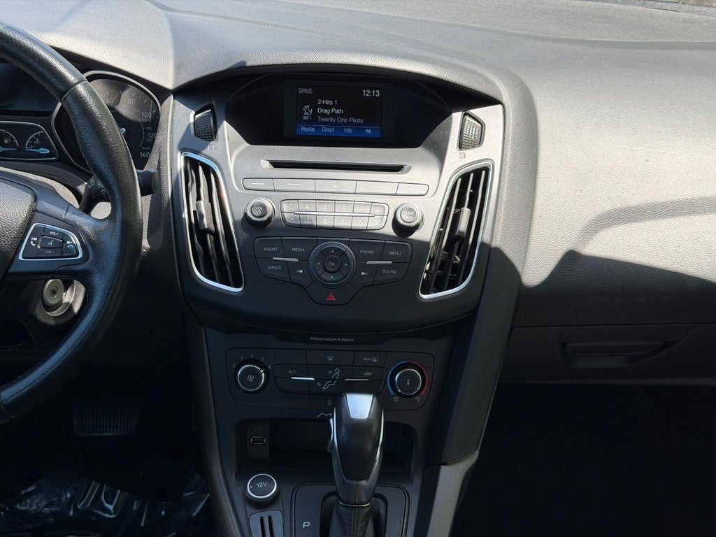 2015 Ford Focus 4dr Sdn SE