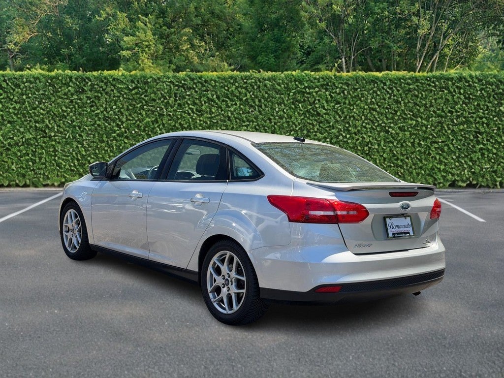 2015 Ford Focus 4dr Sdn SE