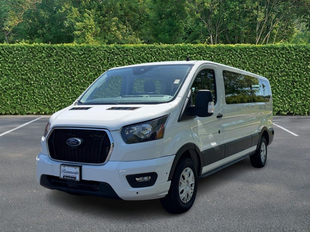 2024 Ford Transit Passenger Wagon T-350 148" Low Roof XLT RWD