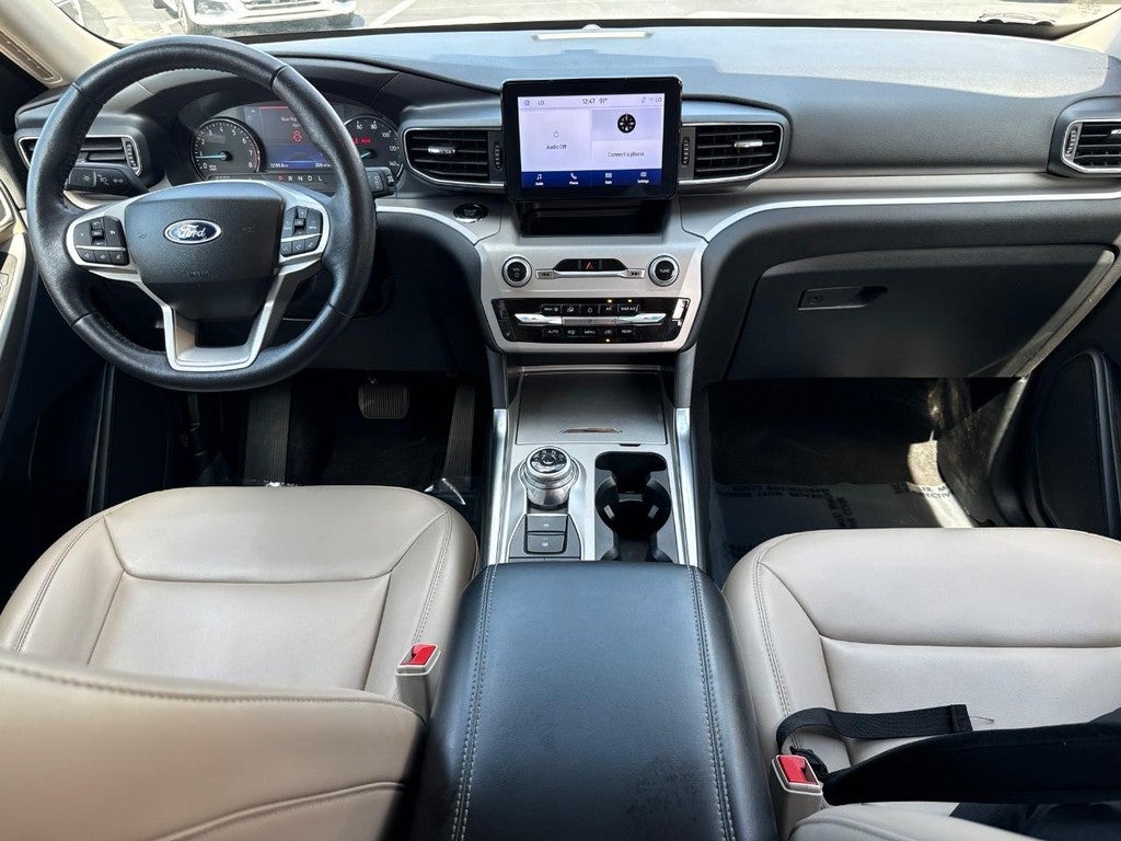 2023 Ford Explorer XLT 4WD