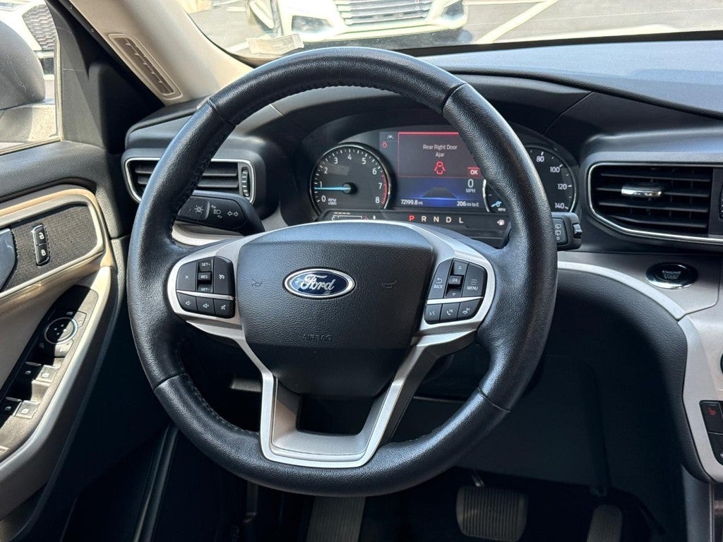 2023 Ford Explorer XLT 4WD