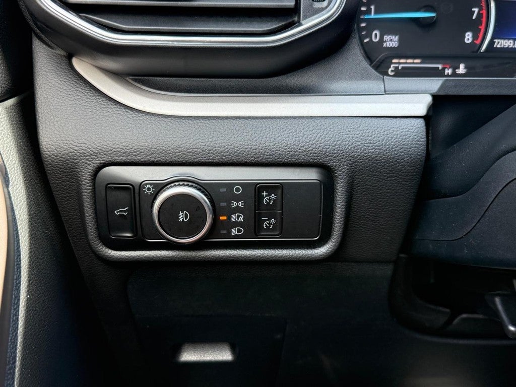 2023 Ford Explorer XLT 4WD