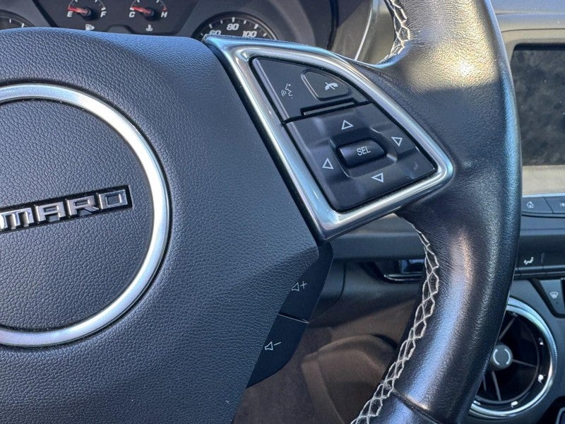 2021 Chevrolet Camaro 2dr Cpe 1LT