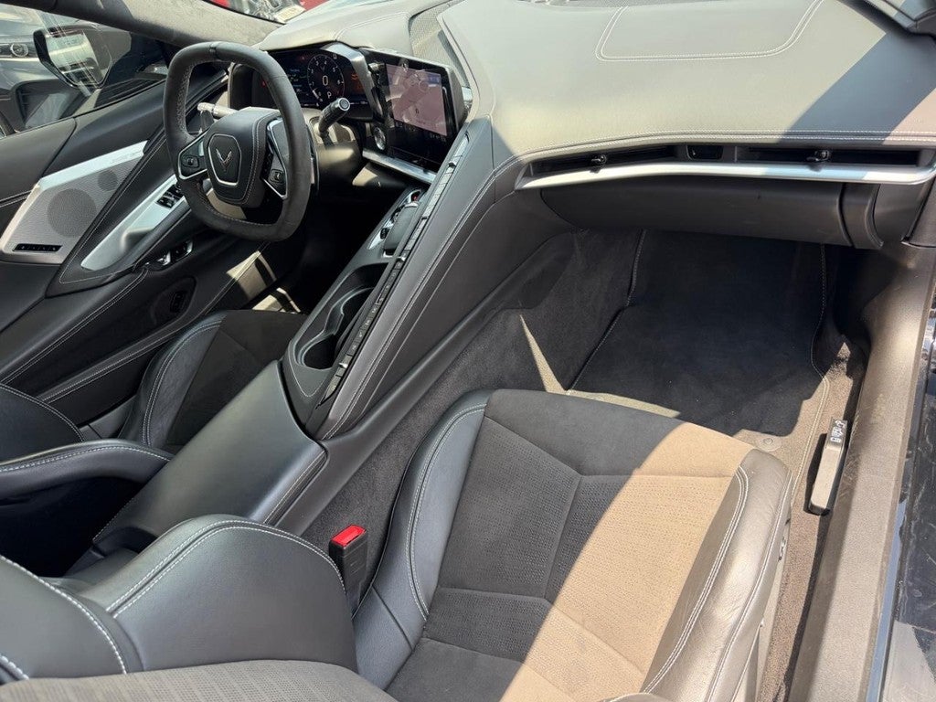 2022 Chevrolet Corvette 2dr Stingray Cpe w/3LT