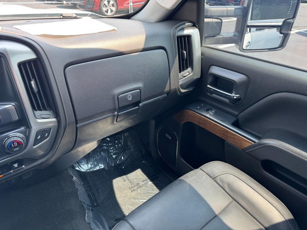 2018 Chevrolet Silverado 2500HD 4WD Crew Cab 153.7" LTZ
